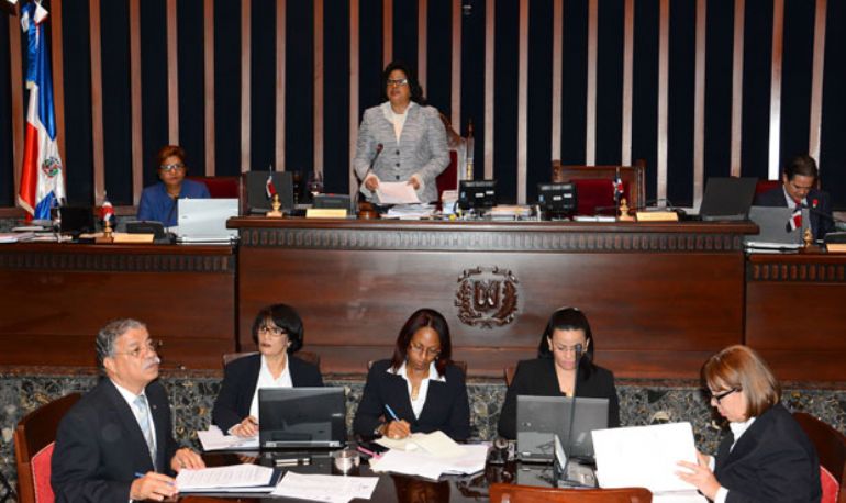 Senado aprueba proyecto ley Regula el Notariado en Repblica Dominicana.